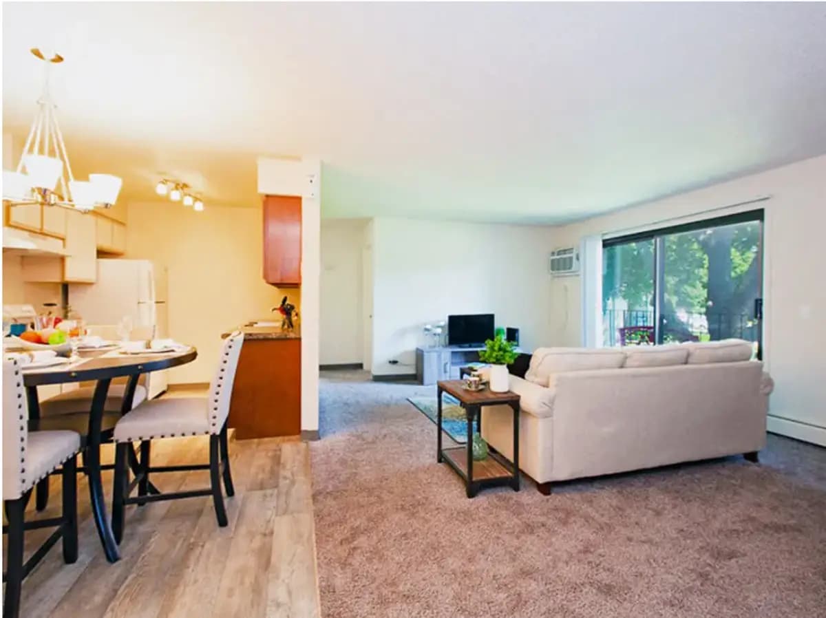 Eden Park Apartments - Apartment - 3