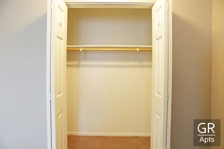 undefined apartments for rent - image - large (10).jpg