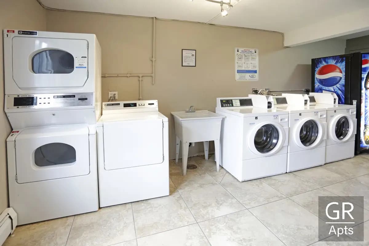 undefined apartments for rent - image - large (3).jpg - 2