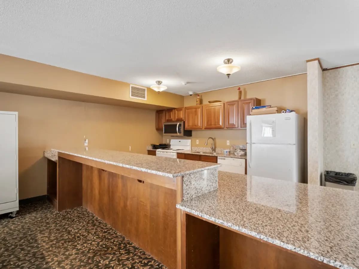 Huntington Place Apartments - Apartment - 18