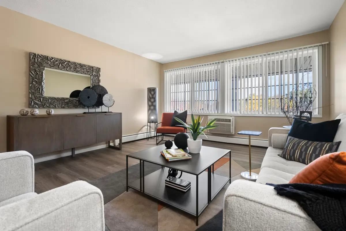 Imperial Gates Apartments - Apartment - 10