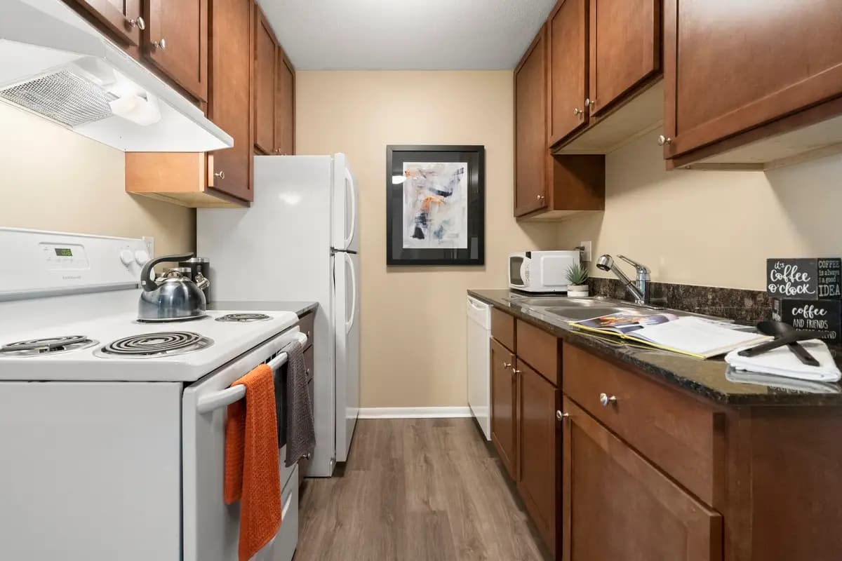 Imperial Gates Apartments - Apartment - 14