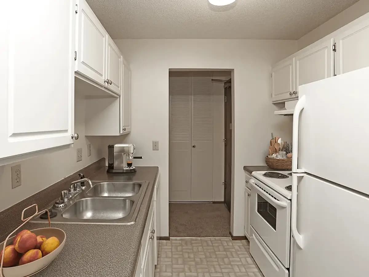 Windsor Gate Apartments Homes  - Apartment - 2