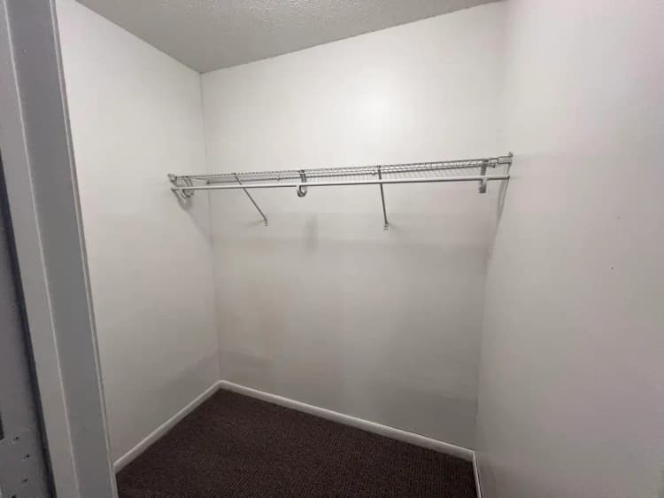 Brooklyn Park apartments for rent - image - park-85-brooklyn-park-mn-building-photo (14).jpg