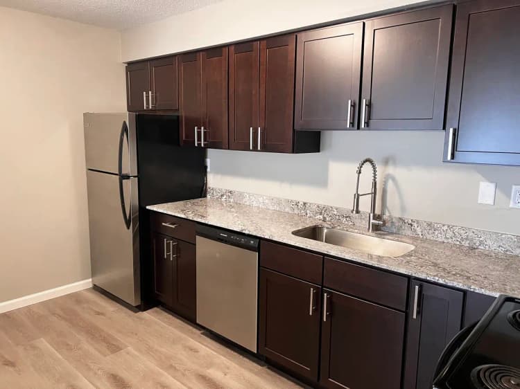 Brooklyn Park apartments for rent - image - park-85-brooklyn-park-mn-building-photo (8).jpg