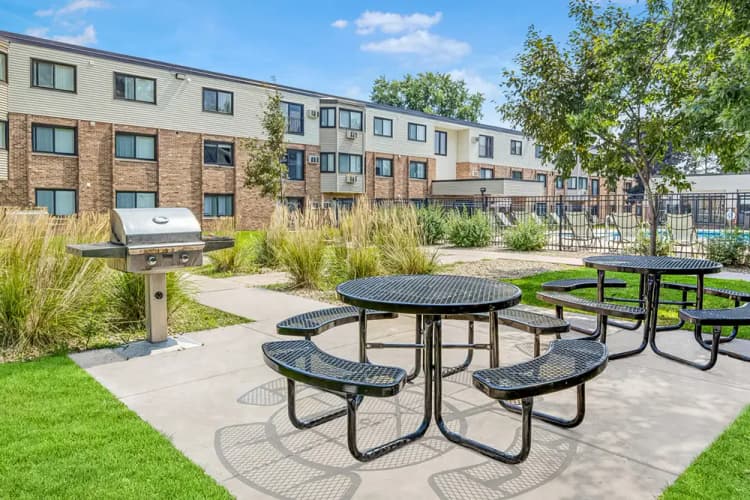 Brooklyn Park apartments for rent - image - Ridgebrook-Apartments-Exteriors-_-Amenities-3_edited.jpg