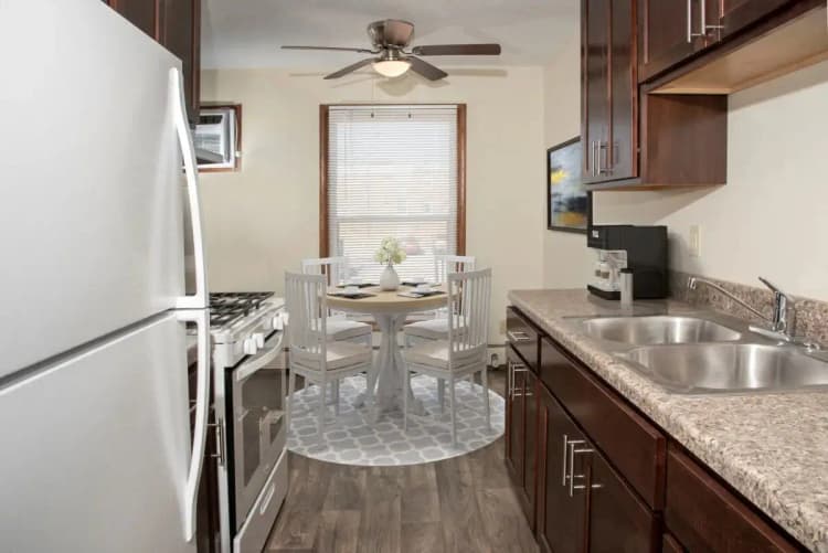 Brooklyn Park apartments for rent - image - imgi_227_point of america_brooklyn park_mn_remodeled1br_kitchen.jpg