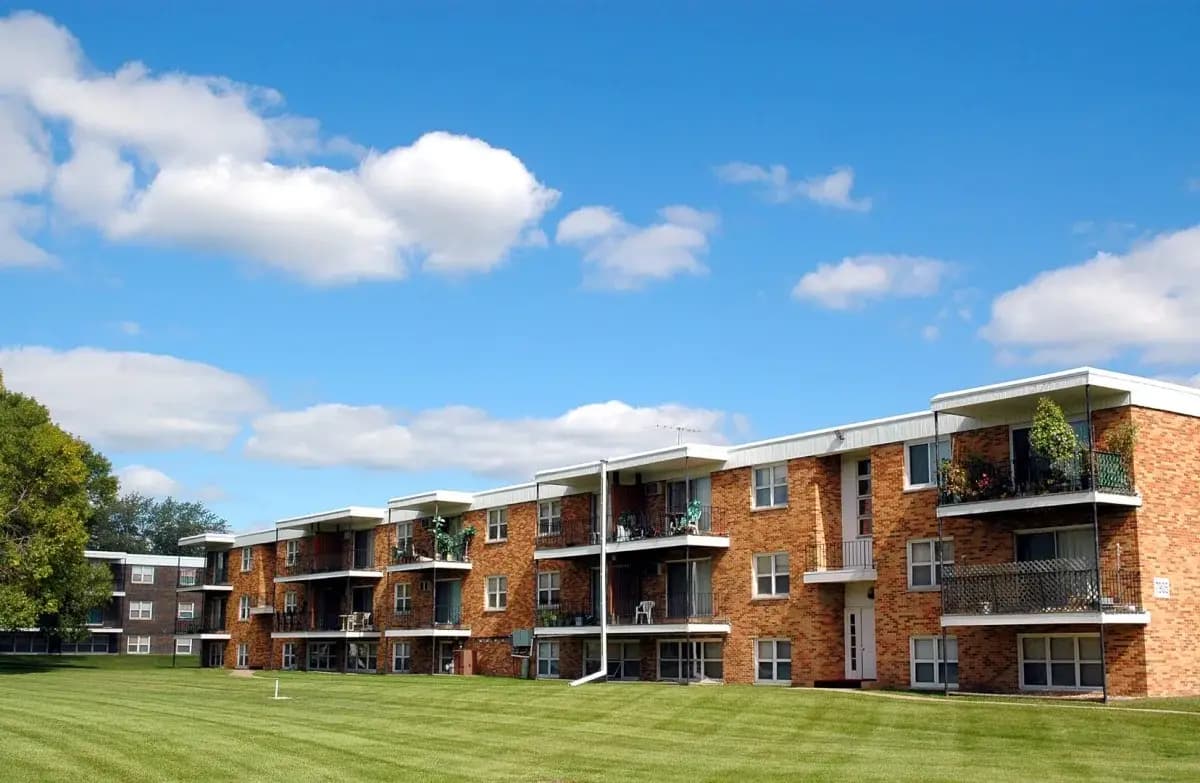 Brooklyn Park apartments for rent - Property image - Point of America Apartments - 2