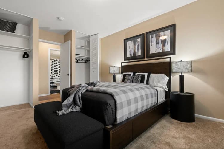 undefined apartments for rent - image - DSC00632.jpg